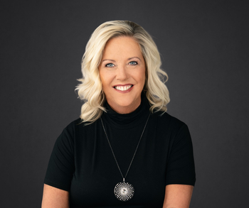 Portrait of Ella Helton, Realtor®